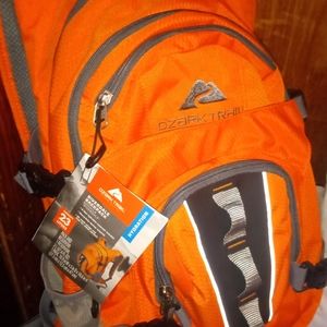 Ozark trail outdoor equipment backpack reservoir hydration pack with assecorires
